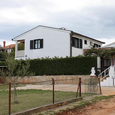 Apartments With A Parking Space Zambratija, Umag - 7059 Exterior photo