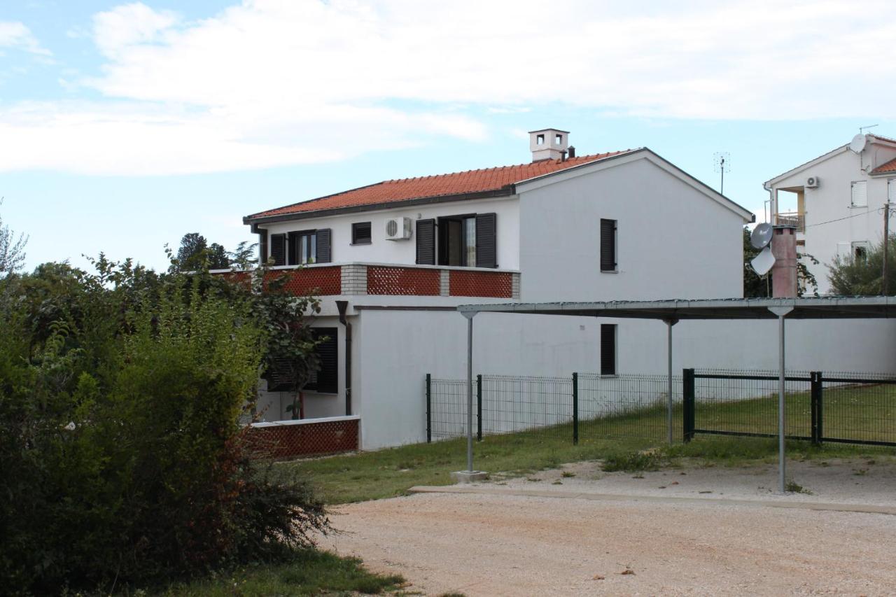 Apartments With A Parking Space Zambratija, Umag - 7059 Exterior photo